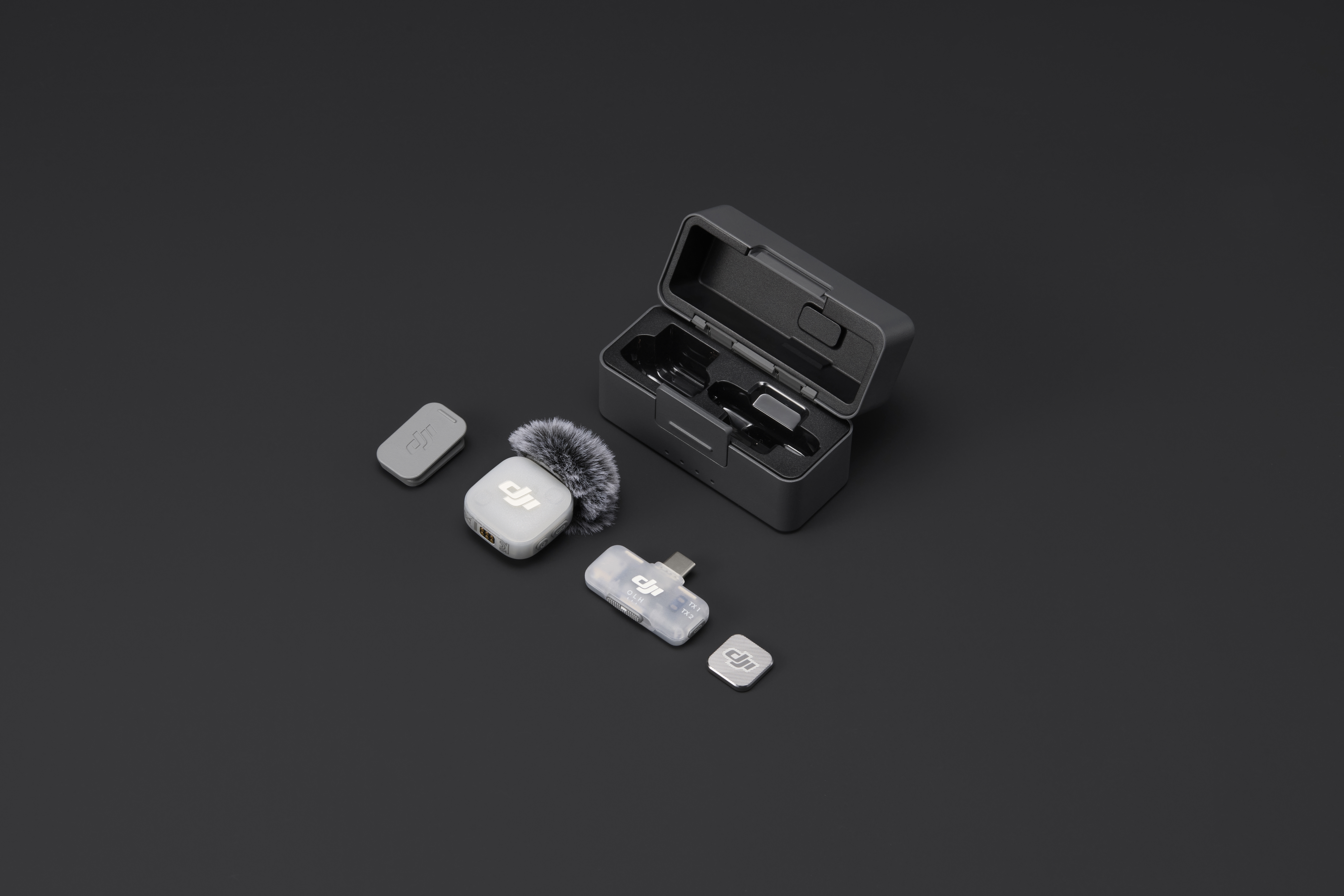 DJI Mic Mini 2: Funkmikrofon mit Sender, Empfänger und Ladecase für vielseitige Anwendungen.