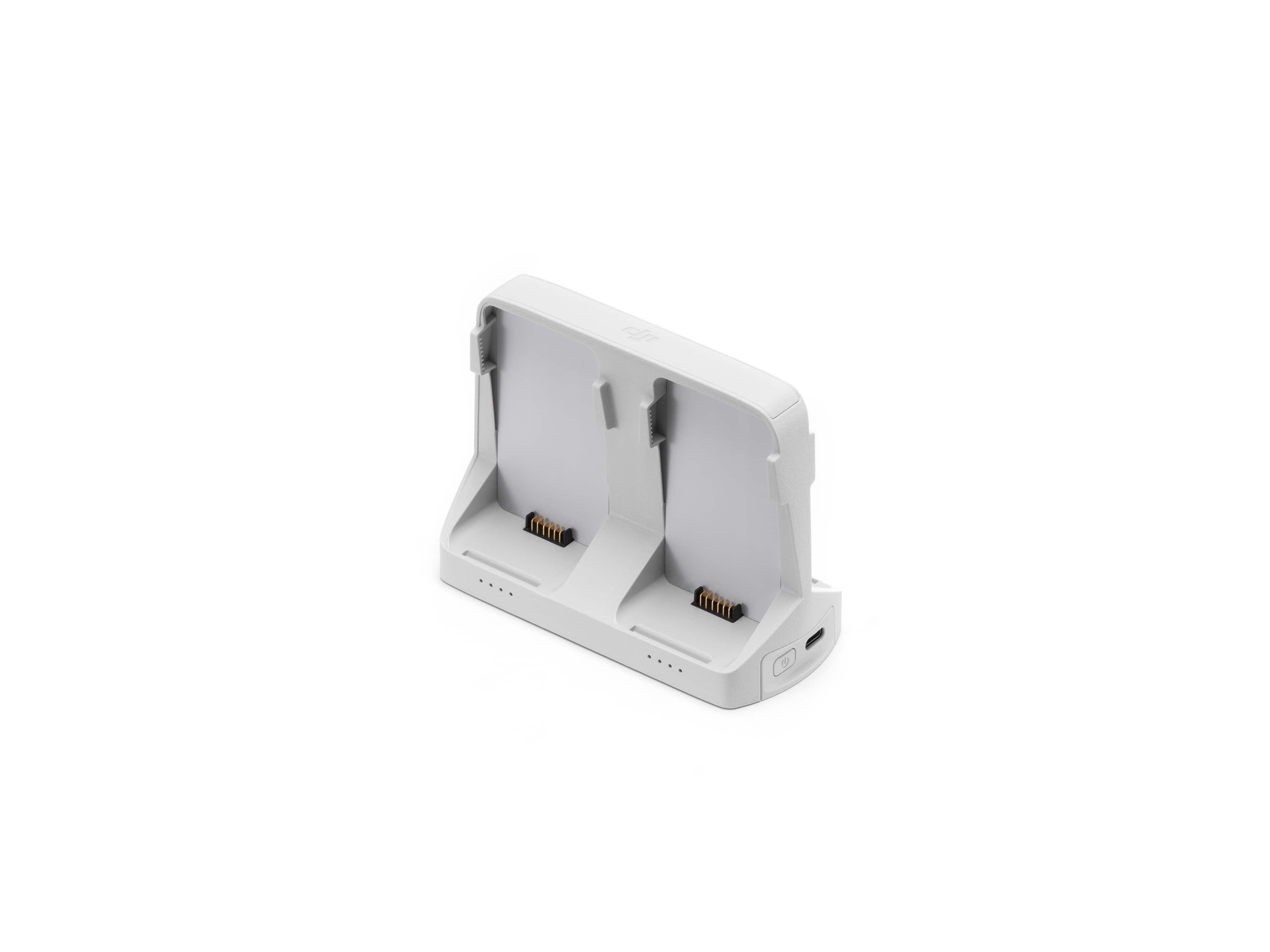 Seitenansicht des DJI Flip Parallel Charging Hub zur gleichzeitigen Aufladung mehrerer Akkus.