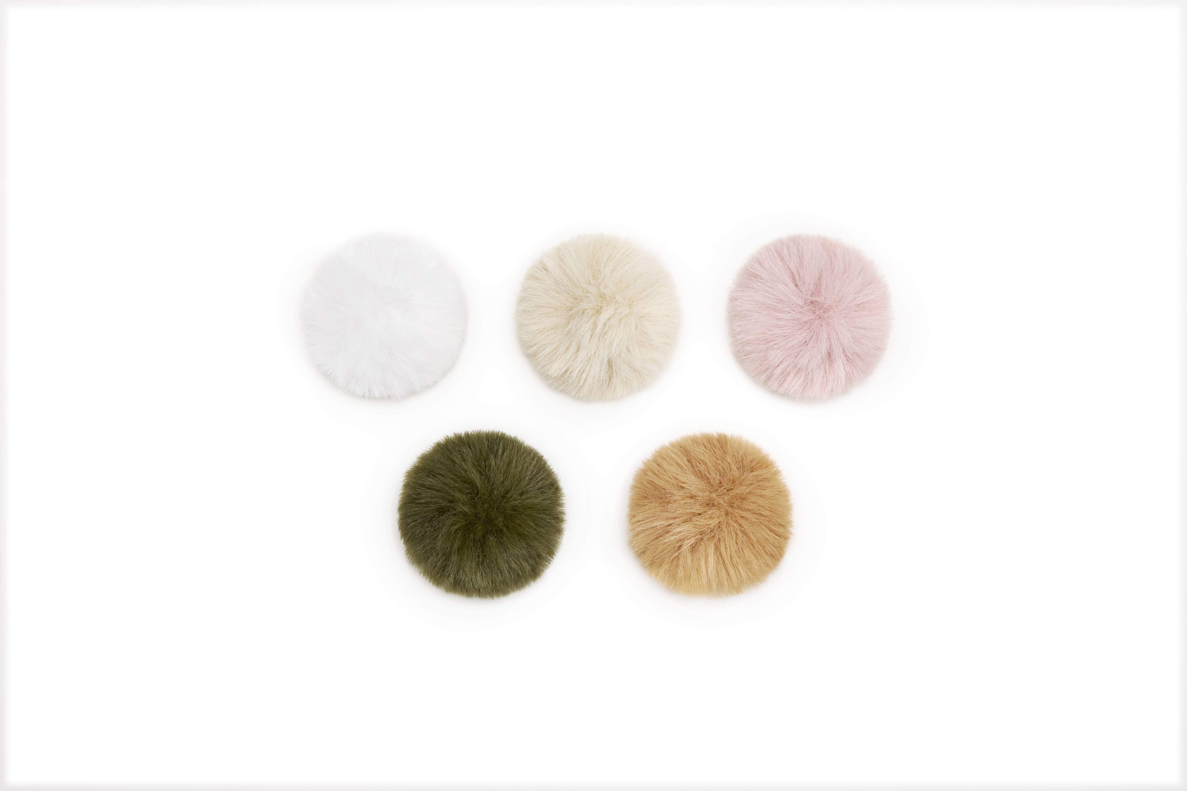 Set von fünf bunten Windschutzhauben für DJI Mic Mini 2 in verschiedenen Farben: weiß, rosa, beige und braun.