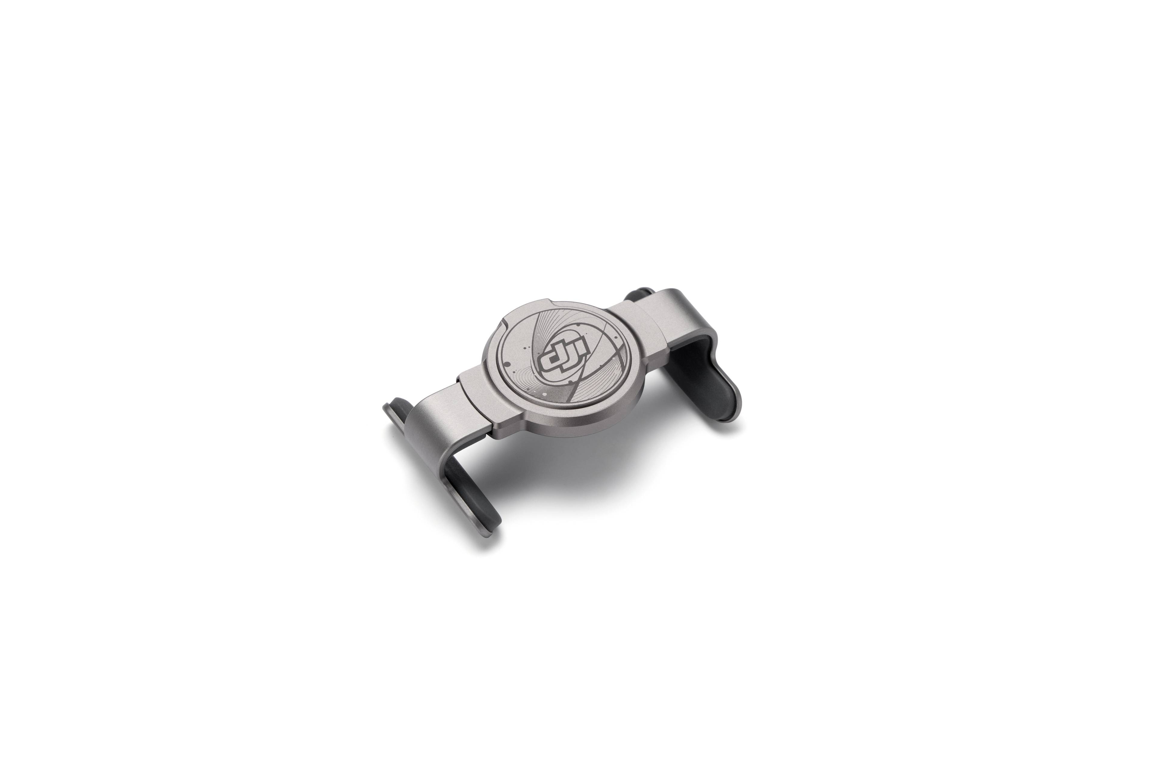 DJI OM Magnetic Phone Clamp 5 in silberner Farbe mit magnetischer Halterung für Smartphones.
