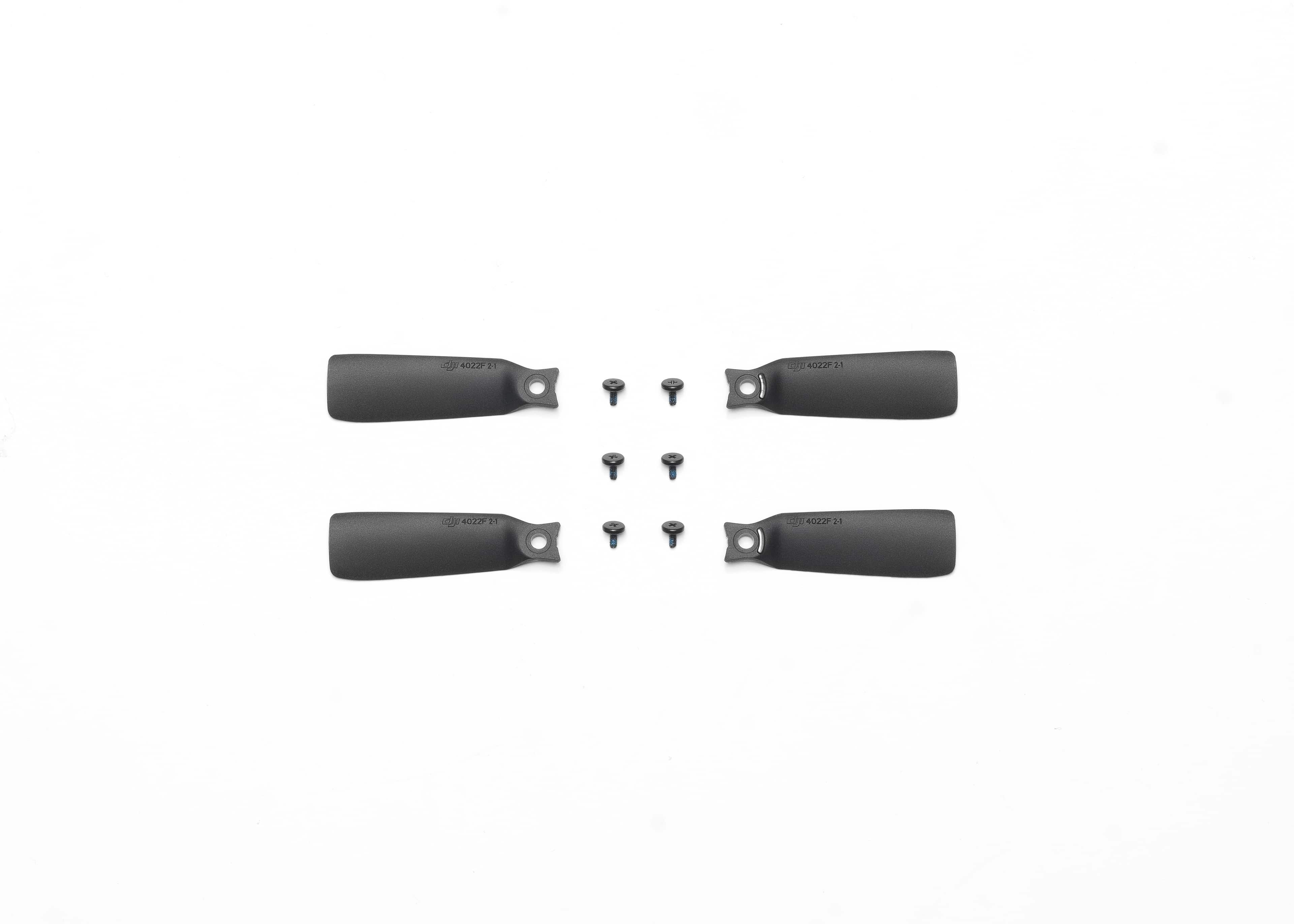 Frontalansicht der DJI Flip Propellers (Pair) mit Schrauben, ideal für Drohnen. 4 Propeller und Montagematerial.