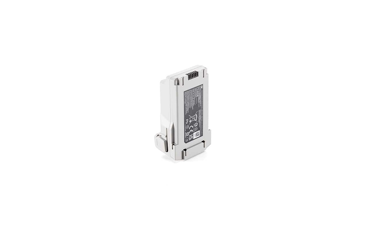Rückansicht des DJI Mini 3 Serie Akku mit klarer Anzeige der technischen Daten und kompaktem Design.