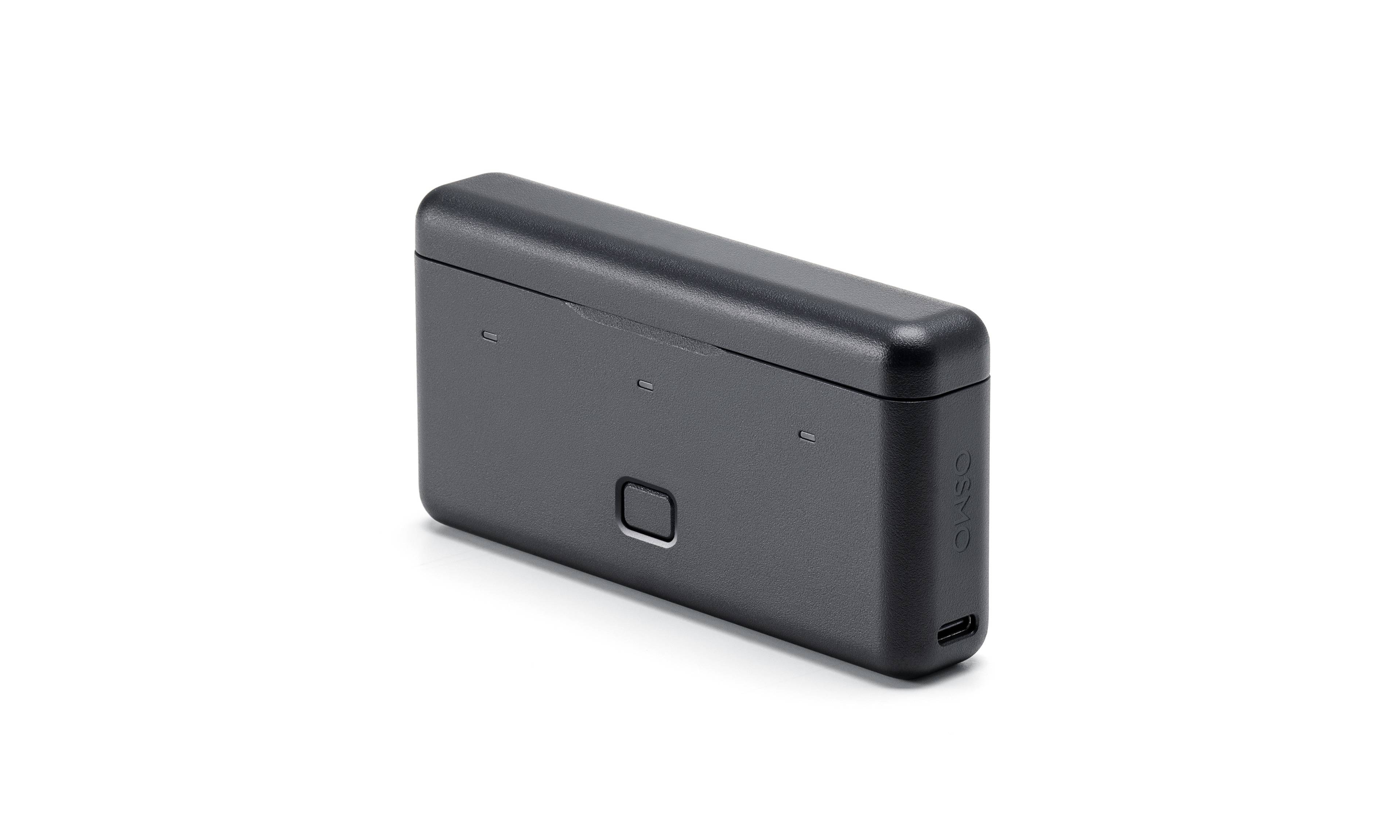 DJI Osmo Multifunctional Battery Case 3: handliches, schwarzes Gehäuse zum Aufladen und Speichern von Batterien.