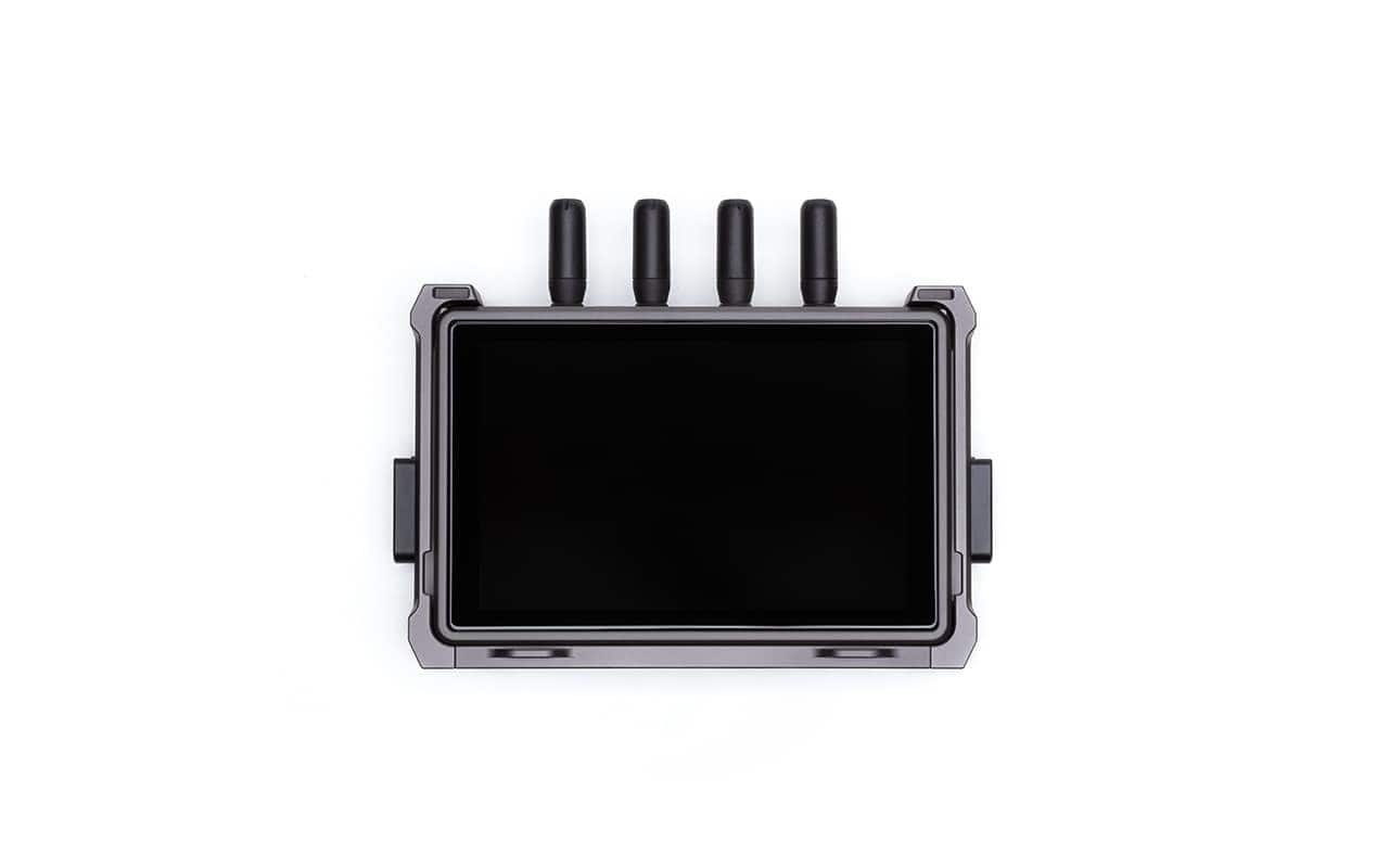 Oberansicht des DJI Transmission Monitors mit vier Antennen für drahtlose Übertragung.